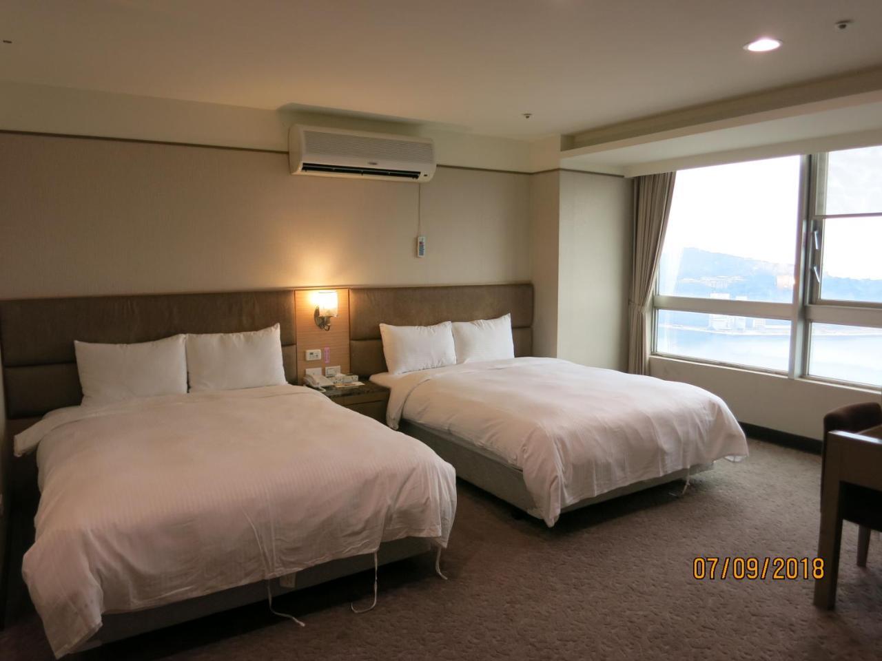 Rhine Inn Keelung Exterior photo